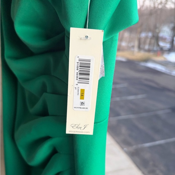 🆕🌿 Eliza J Emerald Green One-Shoulder Ruched Cocktail Dress Size 14 Party Formal - Picture 11 of 16